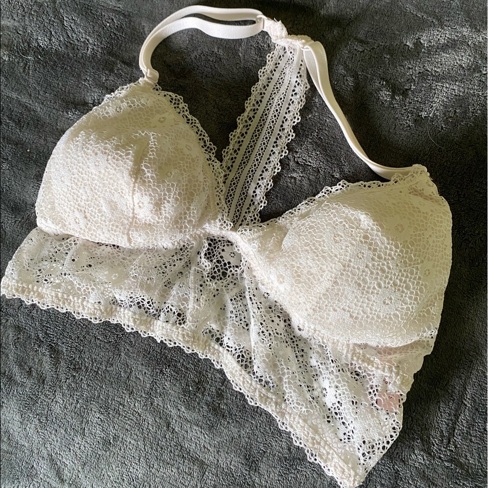 VS cream/white bralette
